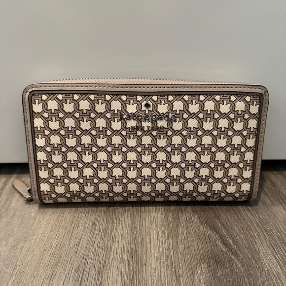 Kate Spade Spade Link large tote with matching large wallet - Picture 9 of 11